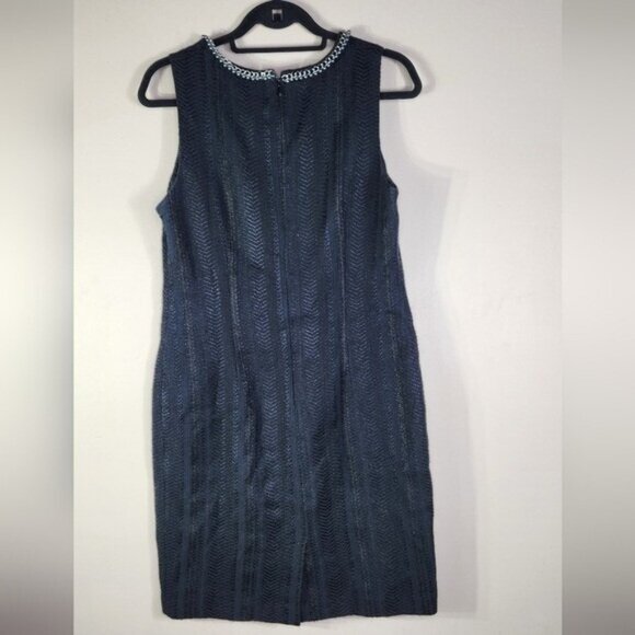 Karl Lagerfeld Black Sheath Dress- Classic Chain/Pearl Neck Size 10 - Picture 5 of 7